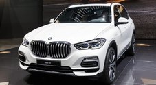 BMW X5, la versione ibrida plug-in debutta al Salone di Ginevra
