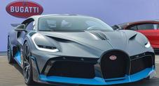 Bugatti Divo, passerella a Pebble Beach per l'hypercar da 5 milioni. Sarà costruita soltanto in 40 esemplari