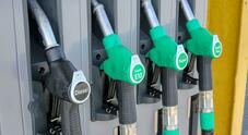 CDM proroga taglio accise benzina fino al 18 novembre. Approvato il decreto legge
