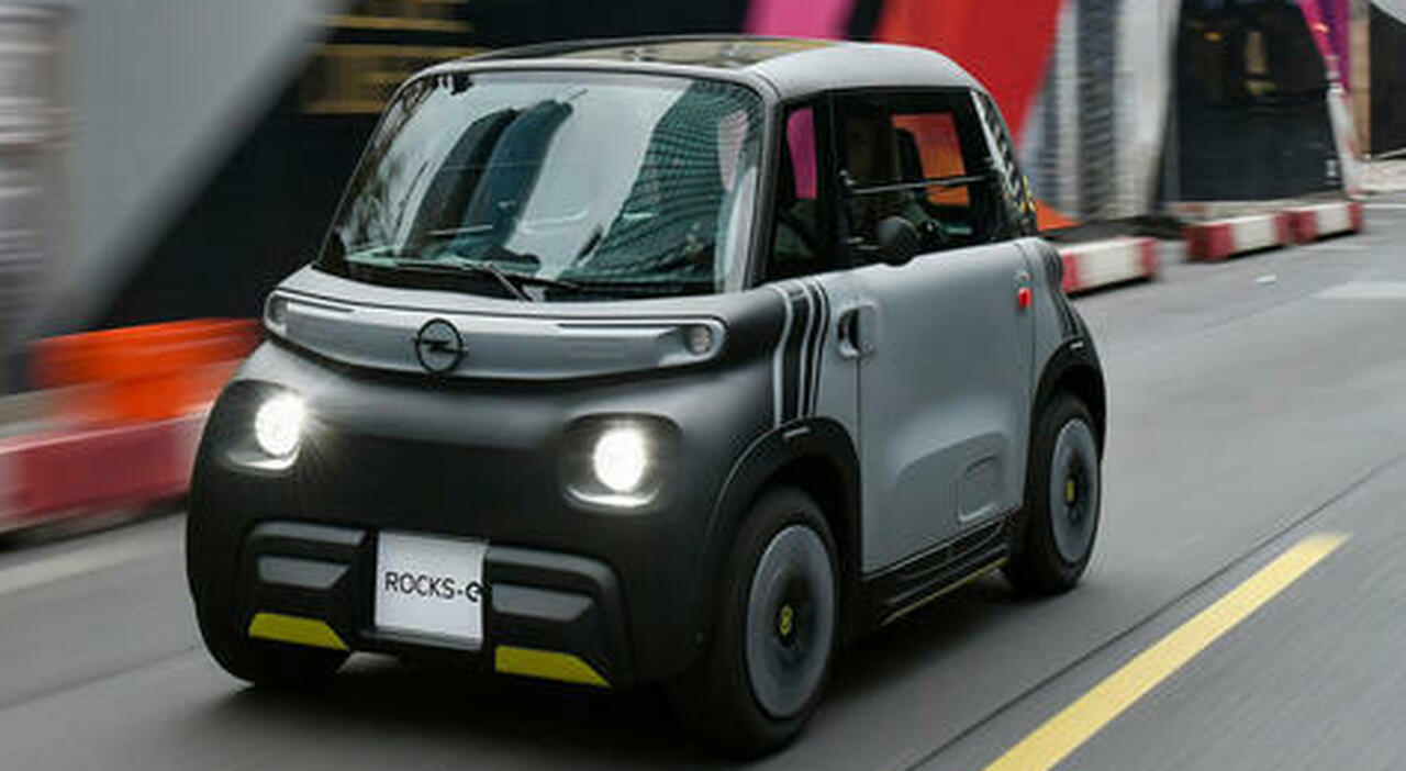 Rocks-e, il quadriciclo elettrico di Opel