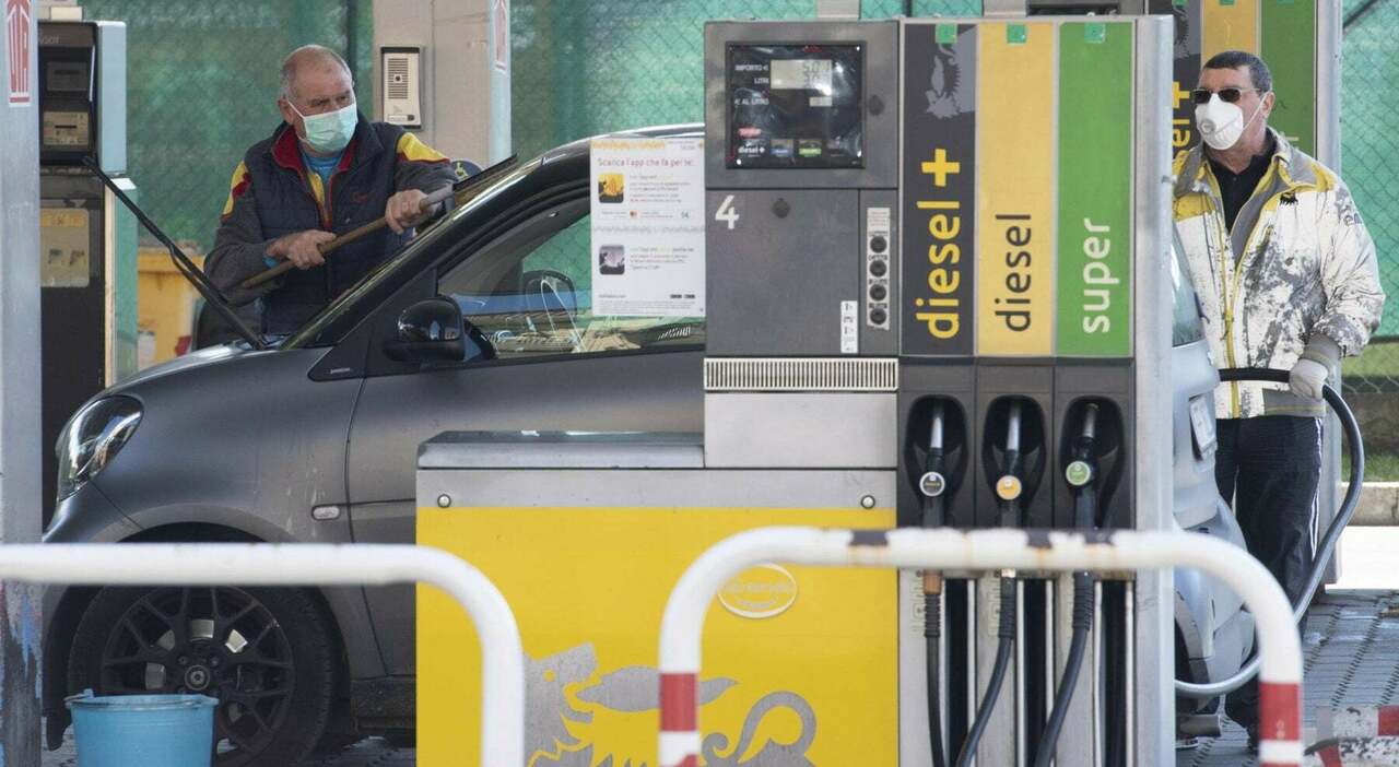 Un distributore di carburanti