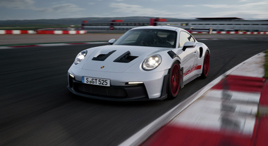 Nuova 911 GT3 RS, le altissime prestazioni secondo Porsche