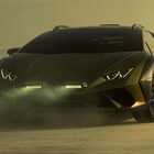 Lamborghini svela nuove immagini della Huracán Sterrato. La supersportiva all terrain con motore V10 debutterà il 30 novembre